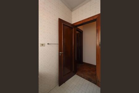 Casa à venda com 420m², 6 quartos e 4 vagas Casa à venda com 420m², 6 quartos e 4 vagasBanheiro da Suíte