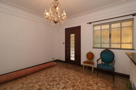 Casa à venda com 420m², 6 quartos e 4 vagas Casa à venda com 420m², 6 quartos e 4 vagasSala 3