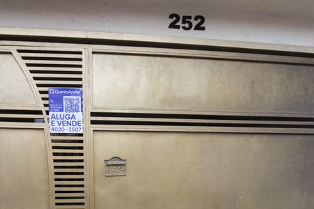 Casa à venda com 54m², 1 quarto e 1 vagaPlaca