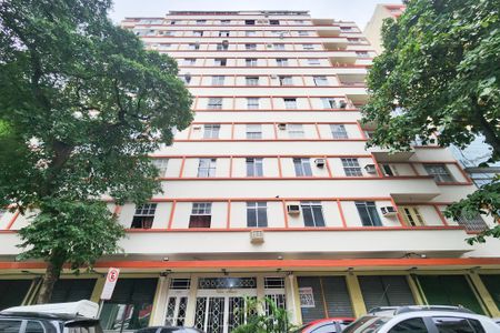 Apartamento à venda com 55m², 1 quarto e sem vagaFachada