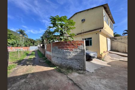 Casa à venda com 110m², 3 quartos e 1 vagaFachada