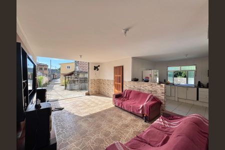 Casa à venda com 110m², 3 quartos e 1 vagaSala