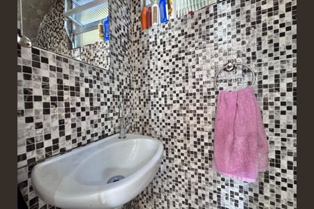 Casa à venda com 110m², 3 quartos e 1 vagaLavabo