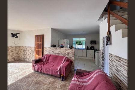 Casa à venda com 110m², 3 quartos e 1 vagaSala