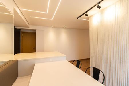 Apartamento para alugar com 62m², 2 quartos e 1 vaga Apartamento para alugar com 62m², 2 quartos e 1 vagaSala