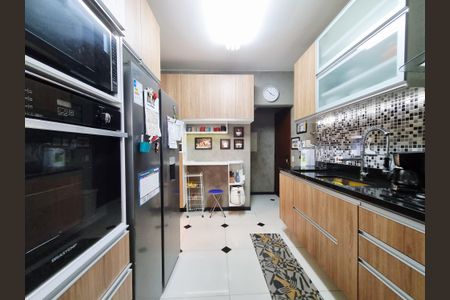 Apartamento à venda com 78m², 3 quartos e 2 vagasCozinha 