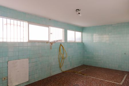 Casa à venda com 341m², 4 quartos e 4 vagas Casa à venda com 341m², 4 quartos e 4 vagasTerraço