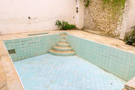 Casa à venda com 341m², 4 quartos e 4 vagas Casa à venda com 341m², 4 quartos e 4 vagasÁrea Privativa