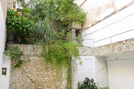 Casa à venda com 341m², 4 quartos e 4 vagas Casa à venda com 341m², 4 quartos e 4 vagasTerraço