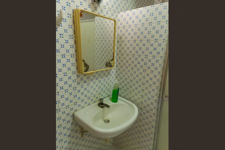 Casa à venda com 341m², 4 quartos e 4 vagas Casa à venda com 341m², 4 quartos e 4 vagasÁrea de Serviço - 1º Pavimento