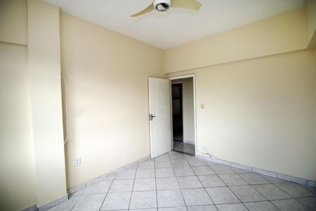 Apartamento à venda com 102m², 3 quartos e 1 vagaQuarto 2