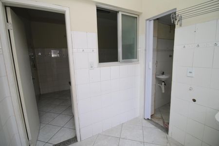 Apartamento à venda com 102m², 3 quartos e 1 vagaÁrea de Serviço