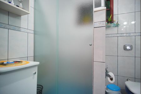 Casa à venda com 265m², 4 quartos e 4 vagasBanheiro Corredor 1