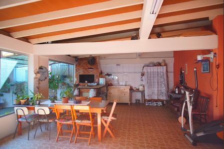 Casa à venda com 265m², 4 quartos e 4 vagasÁrea de Lazer - Churrasqueira