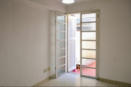 Apartamento à venda com 37m², 1 quarto e sem vagaSala