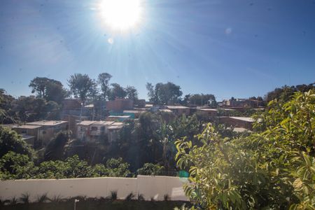 Vista de apartamento à venda com 3 quartos, 92m² em Teresópolis, Porto Alegre