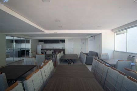 Apartamento à venda com 92m², 3 quartos e sem vagaÁrea comum - Salão de festas