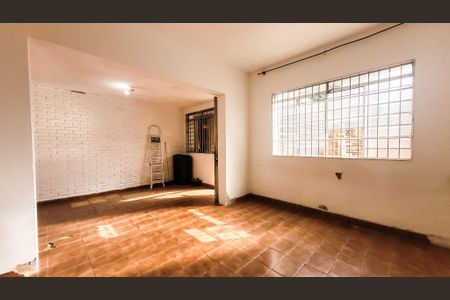 Casa à venda com 211m², 3 quartos e 1 vaga Casa à venda com 211m², 3 quartos e 1 vagaSala