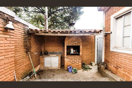 Casa à venda com 211m², 3 quartos e 1 vaga Casa à venda com 211m², 3 quartos e 1 vagaGaragem / Churrasqueira