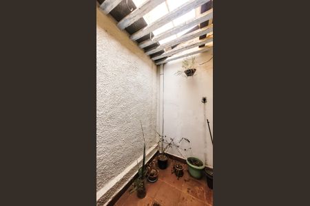 Casa à venda com 211m², 3 quartos e 1 vaga Casa à venda com 211m², 3 quartos e 1 vagaÁrea comum - Jardim de inverno