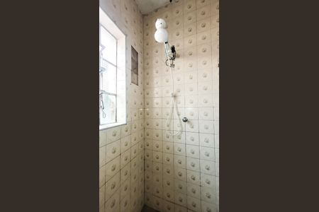 Casa à venda com 211m², 3 quartos e 1 vaga Casa à venda com 211m², 3 quartos e 1 vagaBanheiro Social