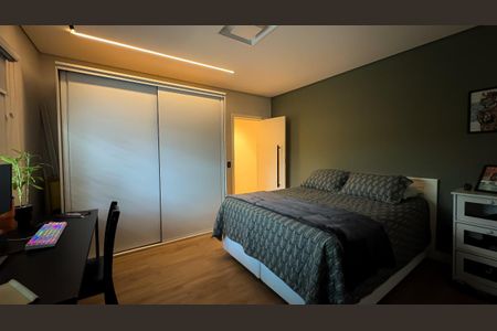 Casa à venda com 430m², 4 quartos e 3 vagasQuarto 4