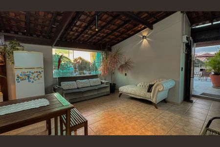 Casa à venda com 430m², 4 quartos e 3 vagasEspaço Gourmet