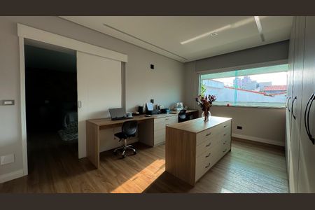 Casa à venda com 430m², 4 quartos e 3 vagasQuarto 2