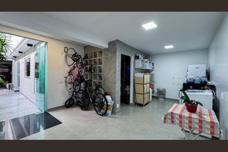 Casa à venda com 430m², 4 quartos e 3 vagasÁrea de Serviço