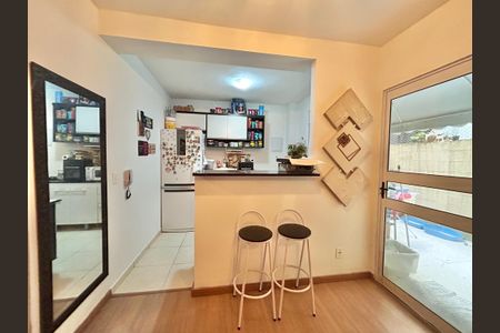 Apartamento à venda com 100m², 2 quartos e 1 vagaCozinha