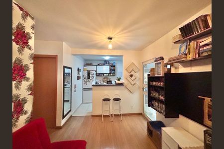 Apartamento à venda com 100m², 2 quartos e 1 vagaSala