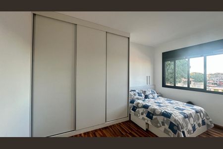 Casa à venda com 192m², 5 quartos e 4 vagasQuarto/Suíte 