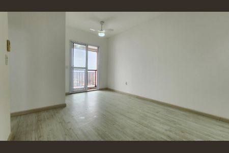 Apartamento para alugar com 76m², 3 quartos e 1 vagaSala