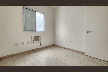 Apartamento para alugar com 76m², 3 quartos e 1 vagaQuarto 1