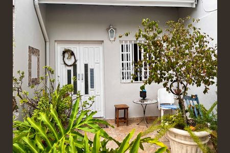 Casa à venda com 127m², 3 quartos e 3 vagasFachada