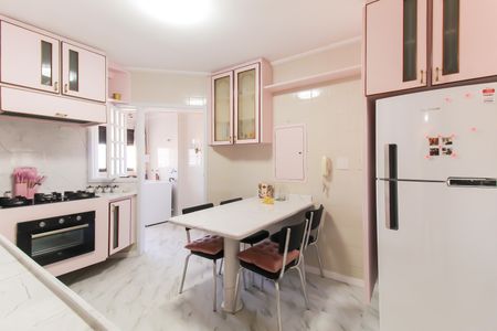 Apartamento à venda com 134m², 3 quartos e 2 vagasCozinha