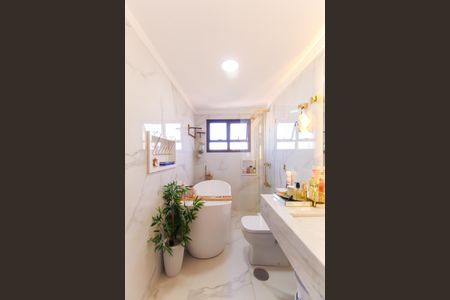 Apartamento à venda com 134m², 3 quartos e 2 vagasBanheiro da Suíte 3