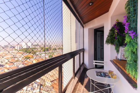 Apartamento à venda com 134m², 3 quartos e 2 vagasVaranda