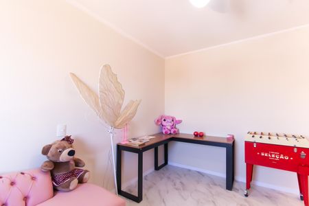 Apartamento à venda com 134m², 3 quartos e 2 vagasQuarto 2 - Suíte