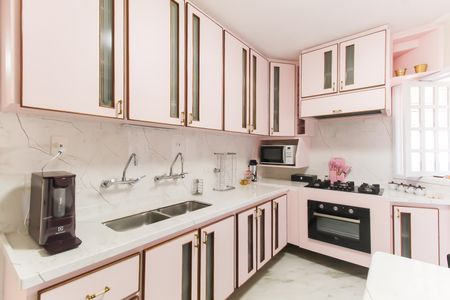 Apartamento à venda com 134m², 3 quartos e 2 vagasCozinha