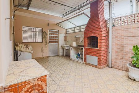 Casa à venda com 254m², 3 quartos e 6 vagasLavanderia / Quintal