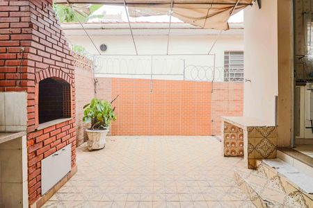 Casa à venda com 254m², 3 quartos e 6 vagasLavanderia / Quintal