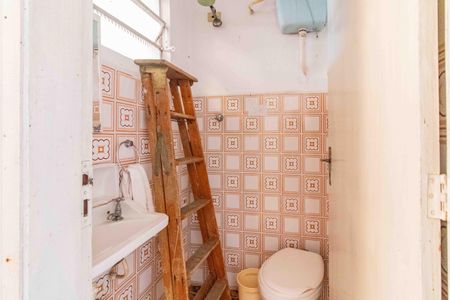 Casa à venda com 254m², 3 quartos e 6 vagasBanheiro Garagem