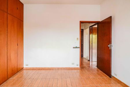 Casa à venda com 254m², 3 quartos e 6 vagasQuarto 1