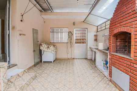 Casa à venda com 254m², 3 quartos e 6 vagasLavanderia / Quintal