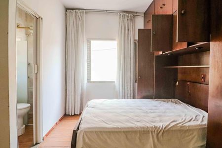 Casa à venda com 254m², 3 quartos e 6 vagasQuarto 2 Suite