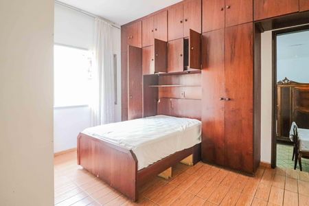 Casa à venda com 254m², 3 quartos e 6 vagasQuarto 2 Suite