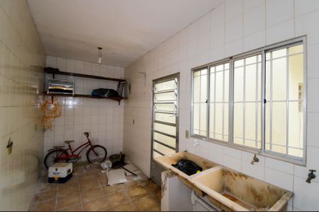 Casa à venda com 153m², 3 quartos e 2 vagas Casa à venda com 153m², 3 quartos e 2 vagasÁrea de Serviço