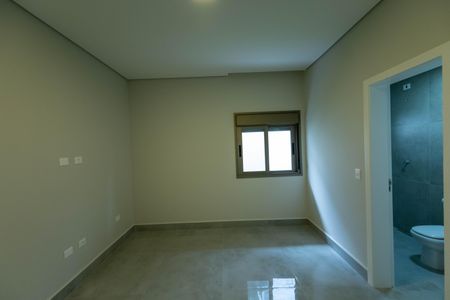 Casa à venda com 520m², 5 quartos e 4 vagas Casa à venda com 520m², 5 quartos e 4 vagasSuíte 1