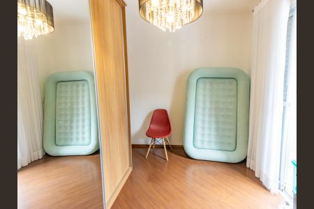 Apartamento à venda com 84m², 3 quartos e 2 vagas Apartamento à venda com 84m², 3 quartos e 2 vagasQuarto 1